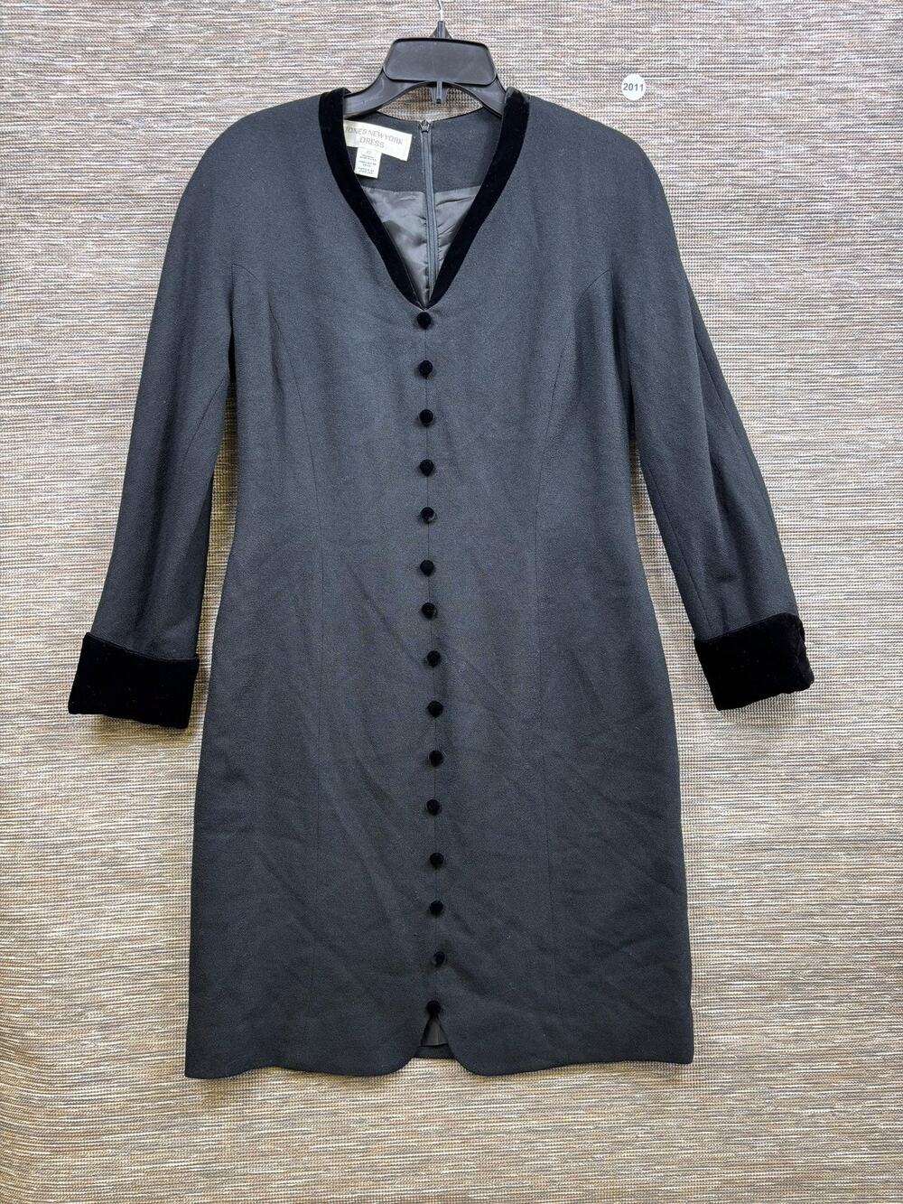 Vintage Jones New York Dress Womens 10 Black Velvet Trim Knee Length Sheath